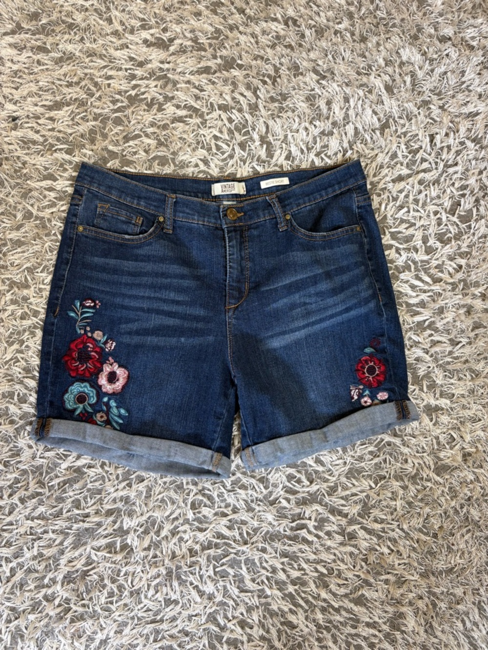 Vintage America Blues Bestie Shorts Denim/Jean Embroidered Womens Size 8 Floral